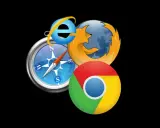 Ikony przeglądarek Internet Explorer, Firefox i Chrome na tle kompasu.