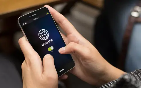 Jak włączyć roaming? Uniknij wysokich rachunków i problemów!