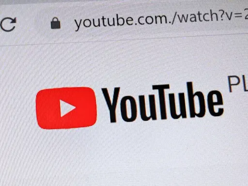 Koniec z aplikacją YT! Jak otworzyć YouTube w przeglądarce