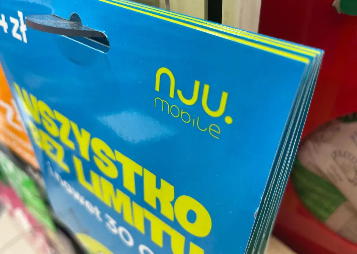 Nju mobile i Orange logo por&oacute;wnanie
