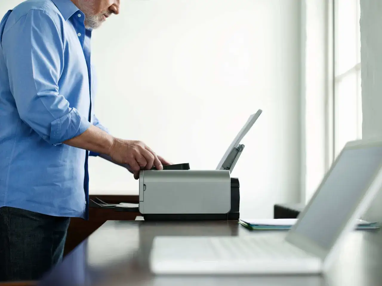 komunikat drukarka HP w trybie offline w systemie Windows